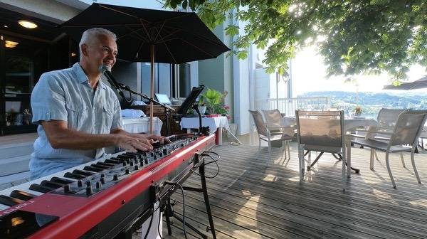 Piano-bar avec David Bonnin à la Villa Ginette